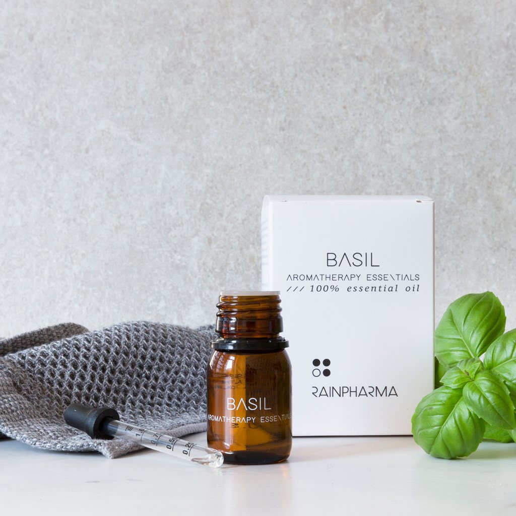 ESSENTIAL OIL BASIL