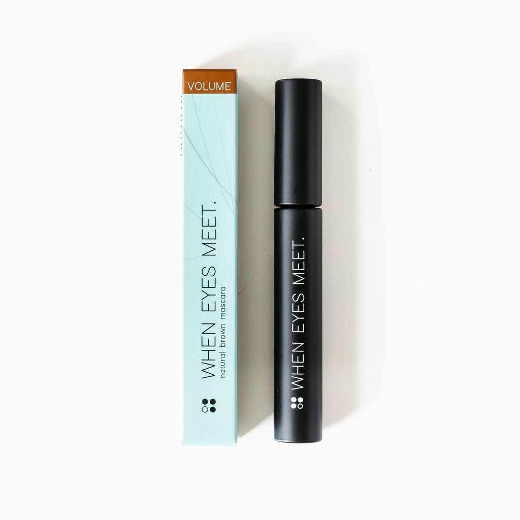 When eyes meet - natural brown mascara